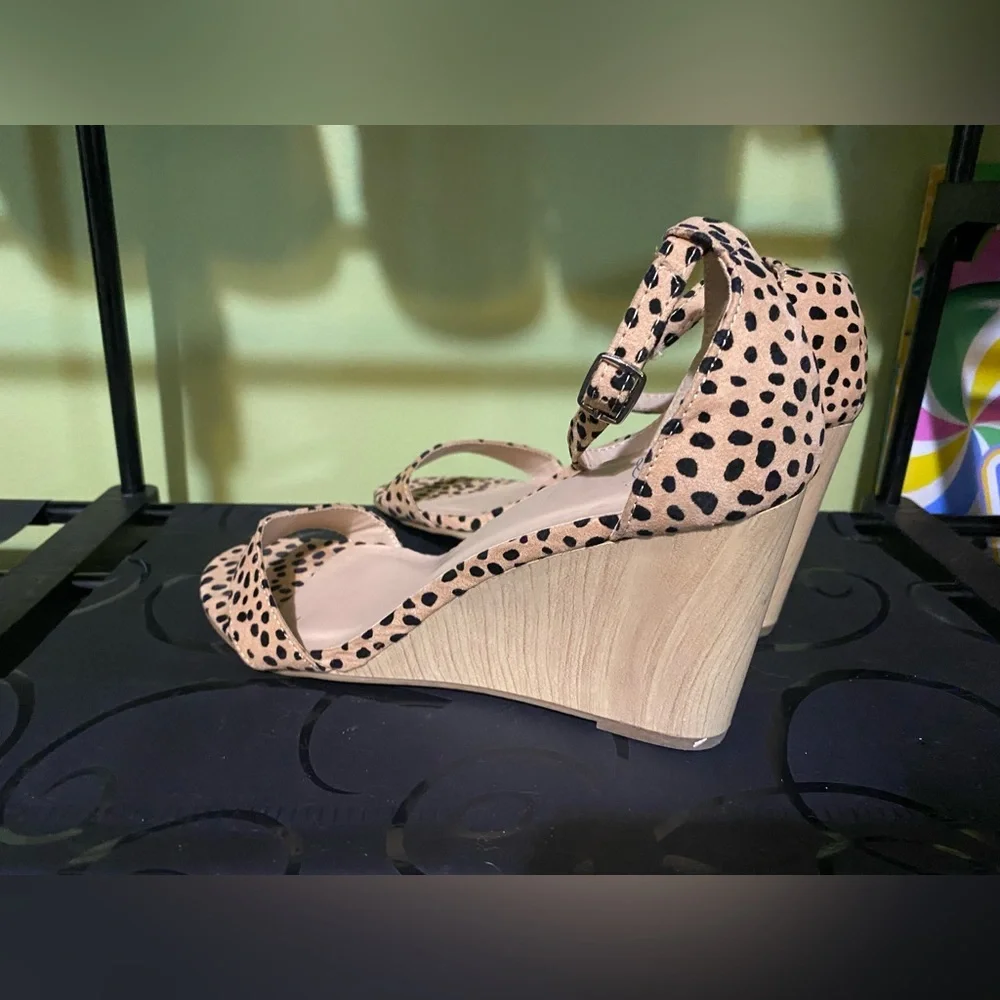 Leopard print heels - Picture 6 of 6
